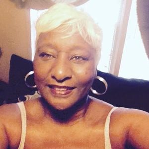 Meet your Posher, Voncile